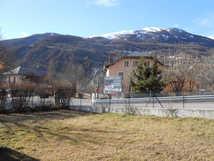 Le Picoulet : Appartement Tout Confort Coeur De Village Allos Εξωτερικό φωτογραφία